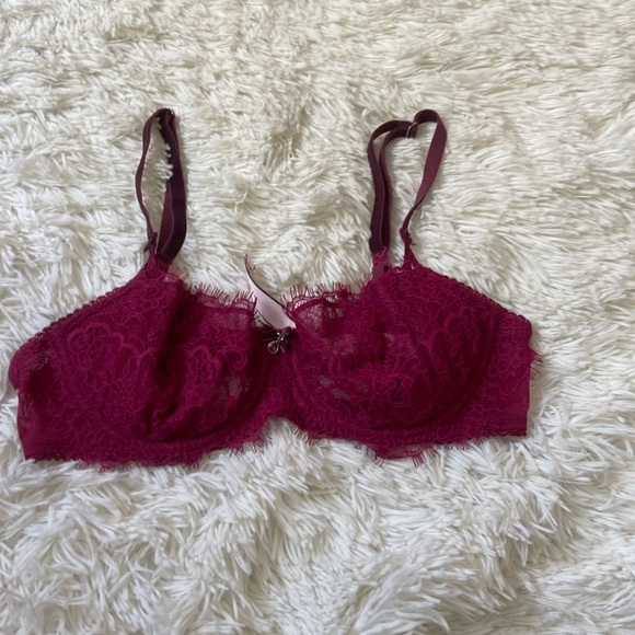 Victoria's Secret Dream Angels Push Up Without Padding Bra - Picture 1 of 10